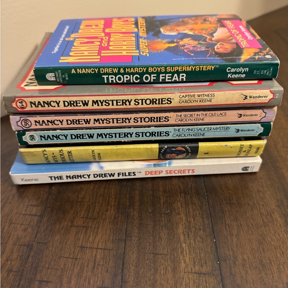 lot of 6 Nancy Drew  books‎ Hard & soft Covers